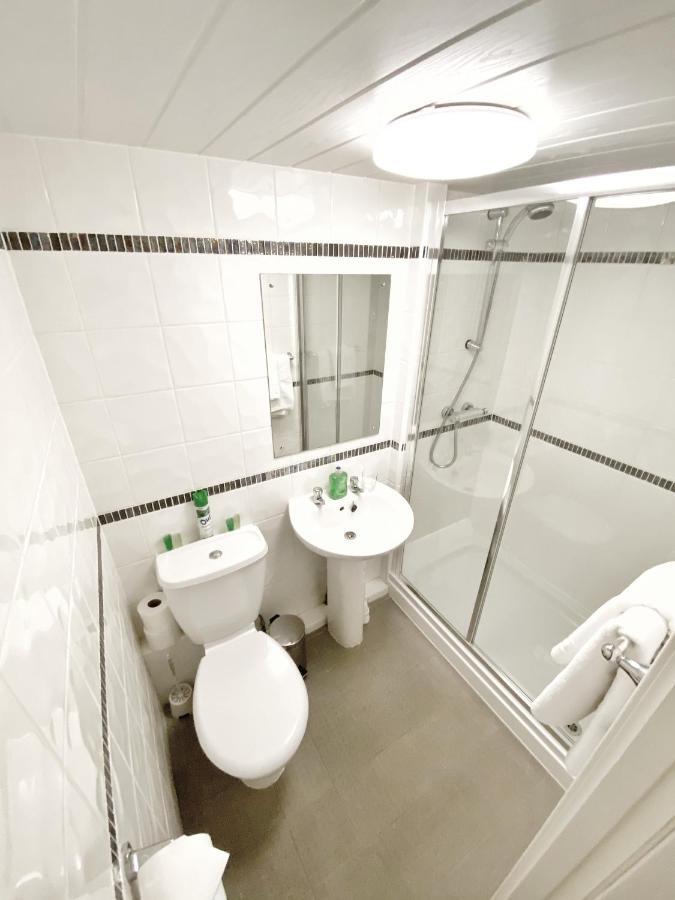 Glasgow Guest House Esterno foto
