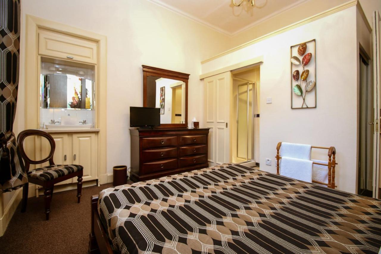 Glasgow Guest House Esterno foto