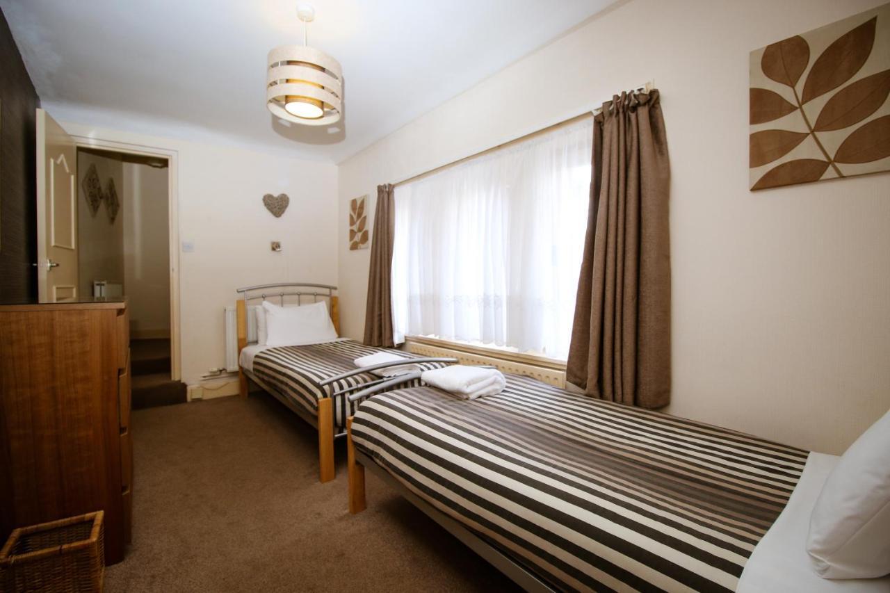 Glasgow Guest House Esterno foto