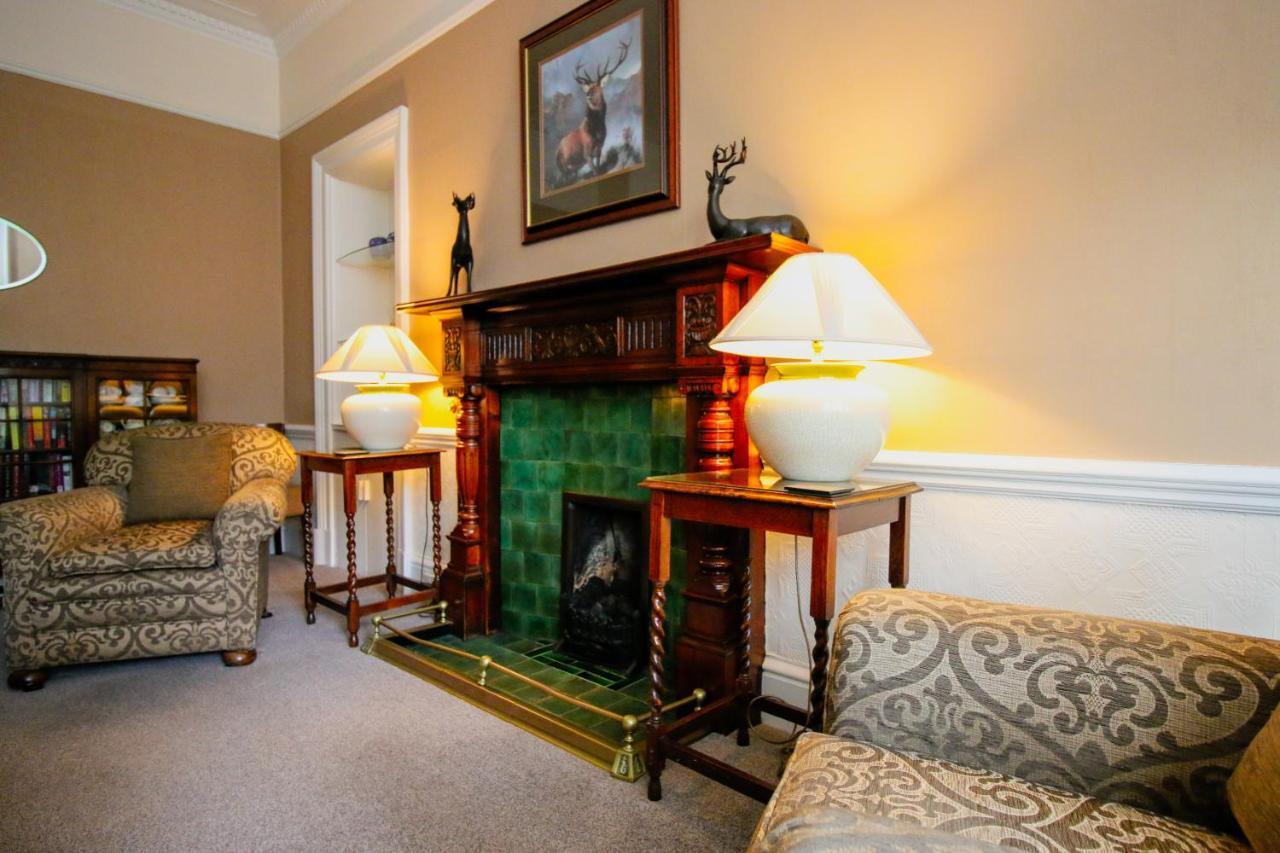 Glasgow Guest House Esterno foto